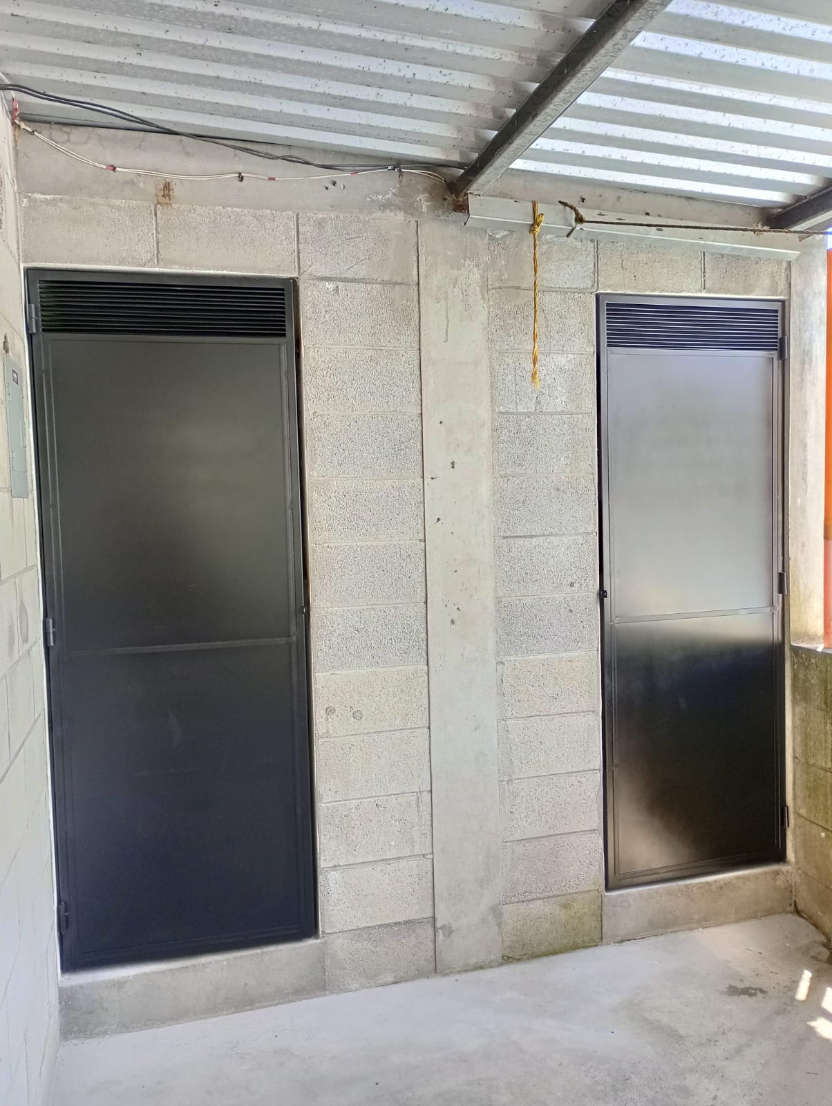 Puerta Convencional Para Baños