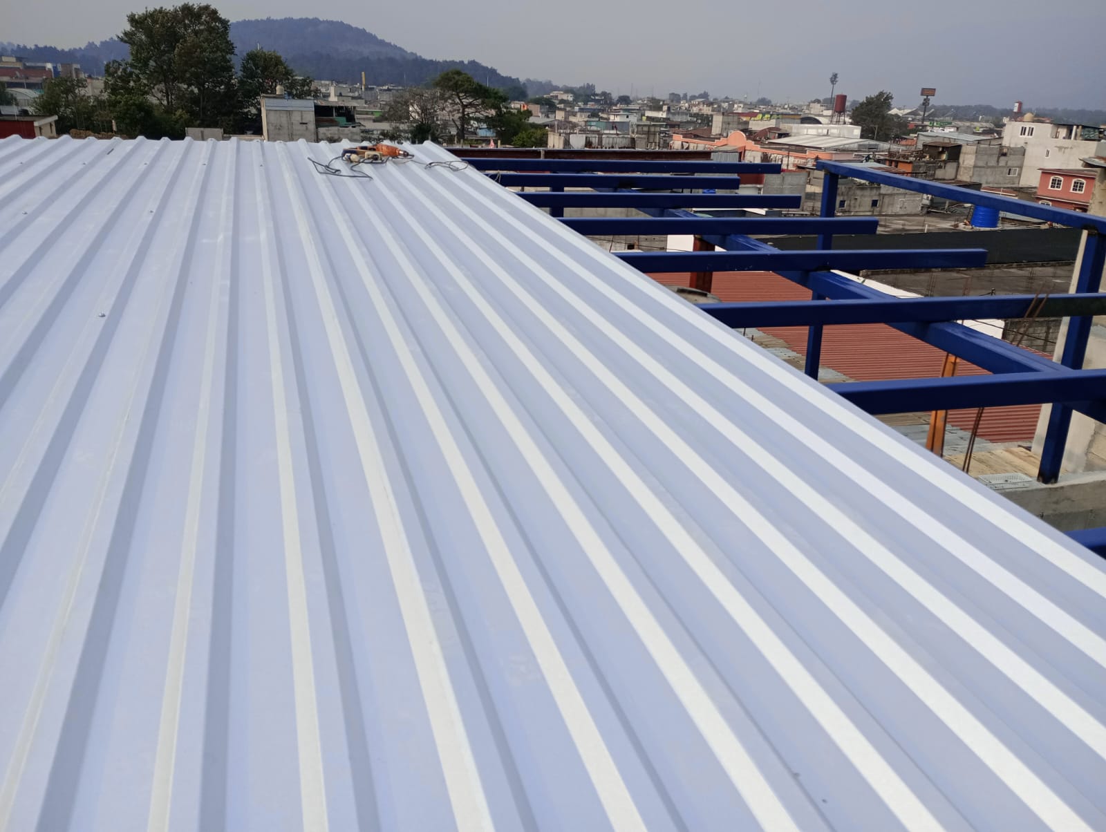 Techado y Estructura Metálica