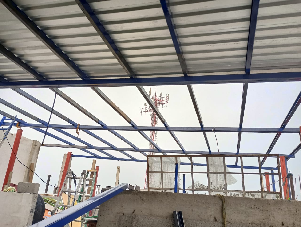 Techado y Estructura Metálica